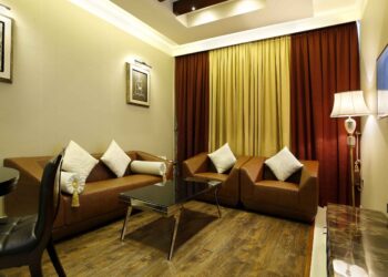 Living Room -Dlx Suite